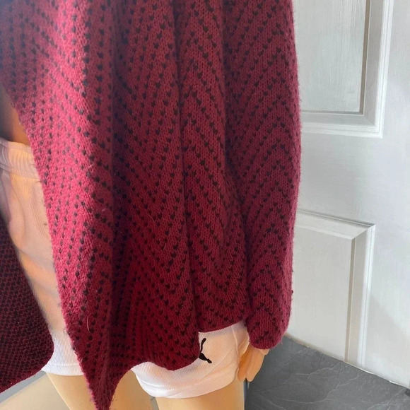 Milano Western Boho Open Red Black Knit Cardigan CoverUP Women S-L Warm Cozy - Picture 8 of 8